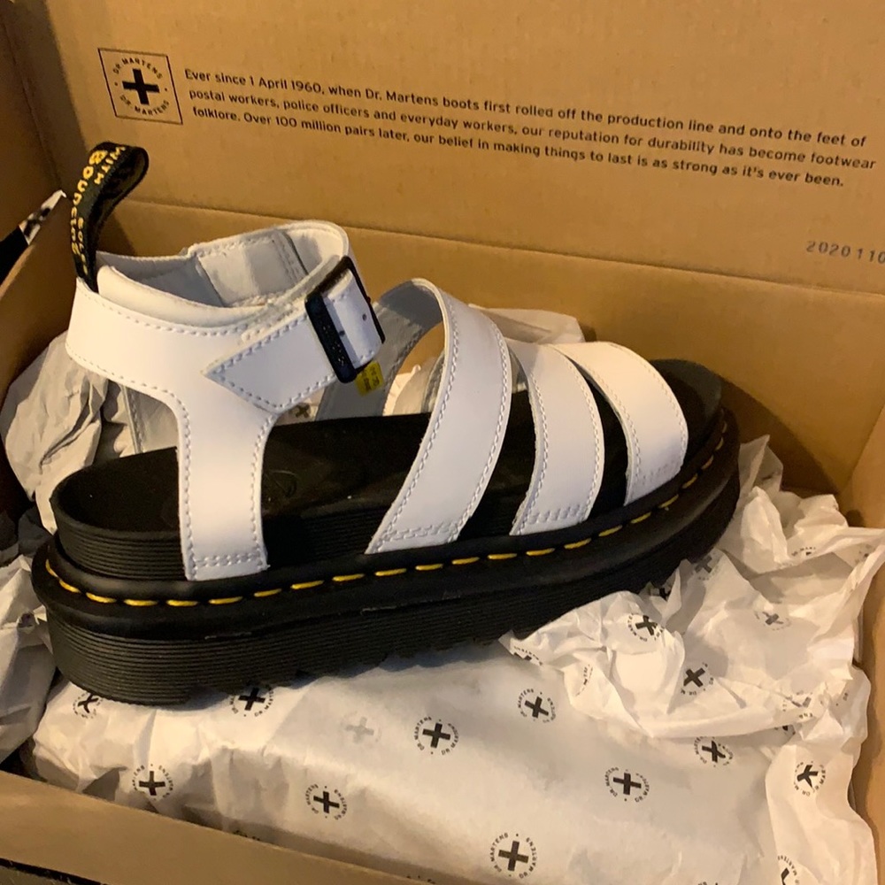 New with Box Dr. Martens Blaire Sandal